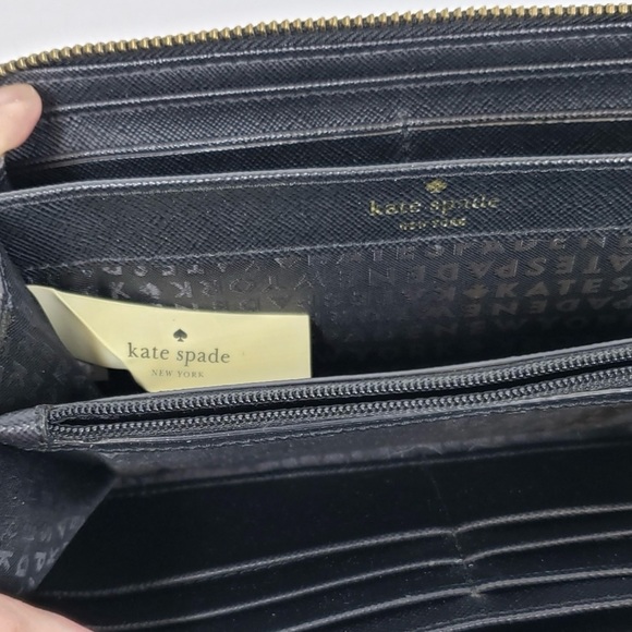 Kate Spade New York Polka Dot Zipper Wallet
Black and tan - Picture 3 of 4